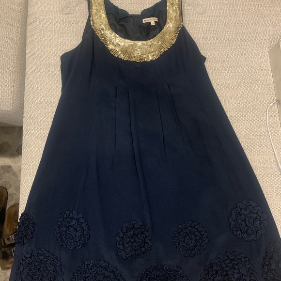 Navy and gold beaded silk dress with rosettes. - Picture 7 of 9